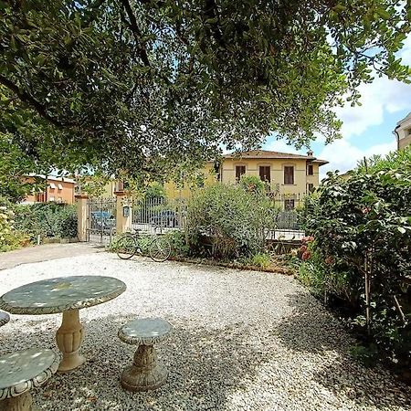 Just Outside The Wall: Free A/C, Bikes And Wifi Lucca Exterior foto